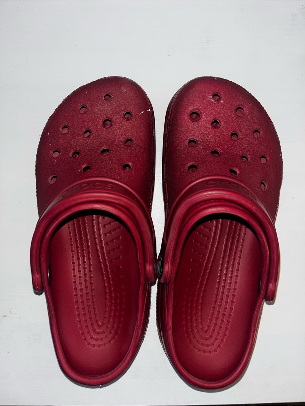 CROCS Classic Clog - Burgundy Red